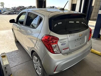 Vidrio delantero derecho usado para puerta delantera se adapta a: Chevrolet Spark 2017 modelo gasolina delantero Foto 1 de 4