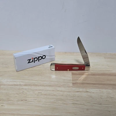 2021 Zippo 红色合成光滑不锈钢 Bld Trapper 50518 号 — 第 1/4 张图片