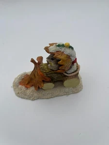 Maus Silvestri bezaubernde Schwänze Maus spielt im Herbst Blätter Mäuse im Blockauto - Bild 1 von 10