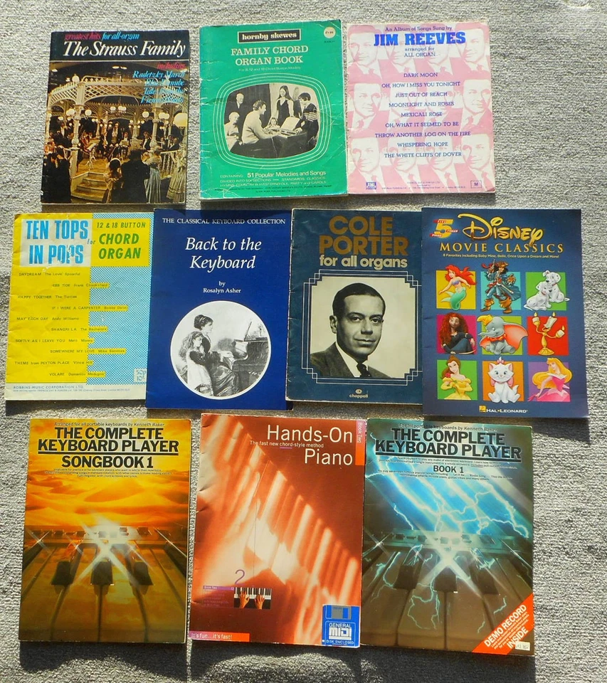 10 Books - Keyboard: Disney Strauss Complete Keyboard - All unwritten & Clean - Image 1 of 4