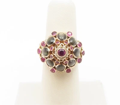 14K Yellow Gold Star Star Black Sapphire & Ruby Harem Cluster Ring Size 5.25 - Image 1 of 4