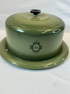 Vintage West Bend Covered Cake Carrier & Server - MCM Avocado Green 15" X 9" - Picture 1 of 6