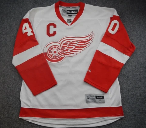 Detroit Red Wings HENRIK ZETTERBERG Size M Reebok Away Jersey W/ Captains "C" 40 Cover
