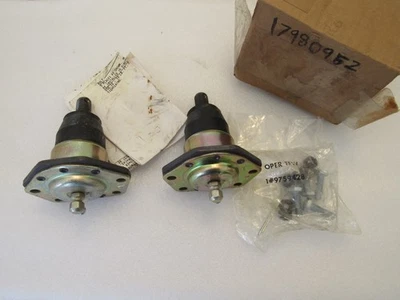 OEM 1983-05 Chevy S10 GMC Sonoma Upper Ball Joint GM - Image 1 of 4