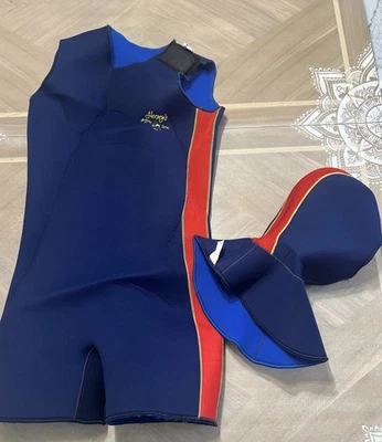 Harvey’s Designer Series Wet Suit Sleeveless Short and Head Cover - Medium - Image 1 of 4