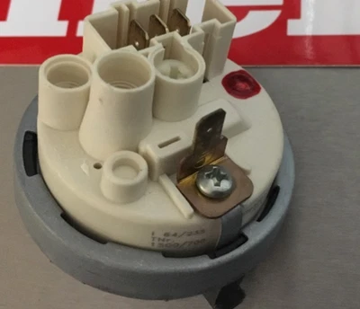 Niveauschalter 1500/700 Heizung f. Geschirrspüler Miele G7855 G7856 57 59 u. a.  - Bild 1 von 4