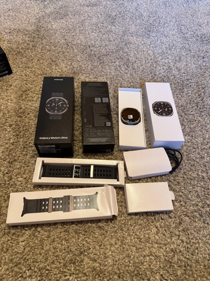 Samsung Galaxy Watch Ultra LTE 47 mm Titanium silver TOP & OVP! - Bild 1 von 4