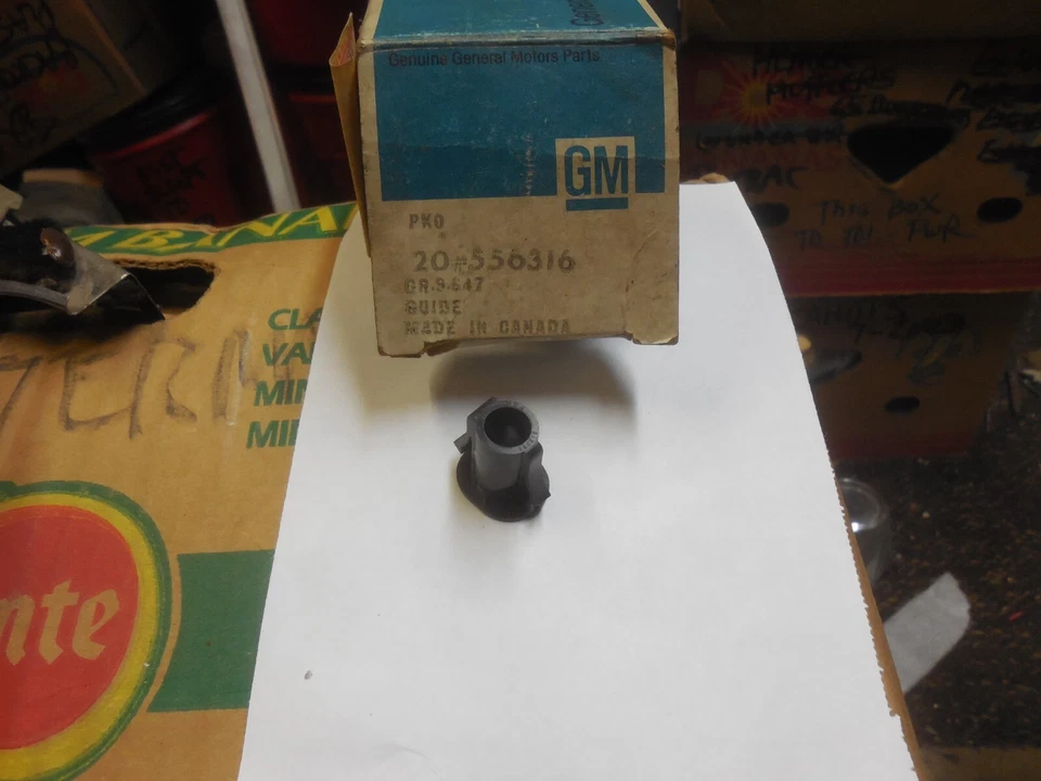 NOS GM 1977-79 OLDSMOBILE 88 98 POWER ANTENNA GUIDE 556316 DELTA 88 - Image 1 of 1