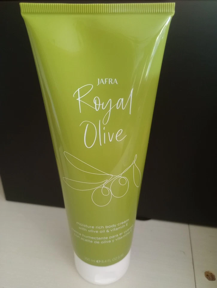 Jafra Royal Olive  Moisture Rich Body Cream** - Изображение 1 из 1