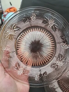 VTG Westmoreland Pink Depression Glass Oregon Grape Scalloped Edge Plate Set 3 - Picture 1 of 10
