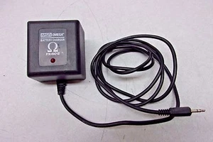 CARGADOR DE BATERÍA MSA OMEGA P/N 494716, 12VDC - Imagen 1 de 3