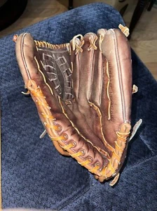 Vintage Spalding 42-3321 Baseball Glove  Mitt  Right Hand RHT 10” - Picture 1 of 11