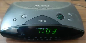 Grundig Radiowecker Sonoclock 22 inkl. Bedienungsaleitung und Originalkarton - Bild 1 von 7