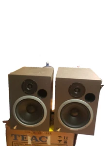 2 Event Electronics - 20/20 Studio Monitor Speakers - Picture 1 of 19