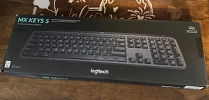 Klawiatura bezprzewodowa Logitech MX Keys S, niskoprofilowa, grafitowa *bez klucza sprzętowego* - Zdjęcie 1 z 13