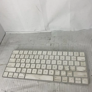 Apple A1644 Magic Keyboard Wireless Bluetooth siehe Bilder getestet und funktioniert - Bild 1 von 5