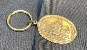 NOS Vintage Brass Biltmore Estate keychain - Picture 1 of 6