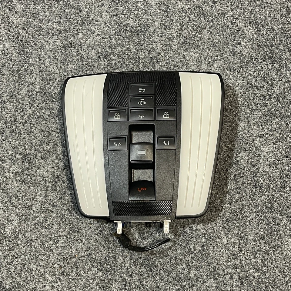 +C1534+ W212 W218 MERCEDES 10-18 E CLS CLASS OVERHEAD DOME LIGHT SUNROOF SWITCH - Image 1 of 4