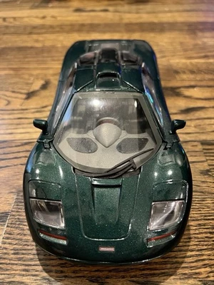 McLaren F1 1993 Maisto serie edición especial verde metálico 1:18 Foto 1 de 4