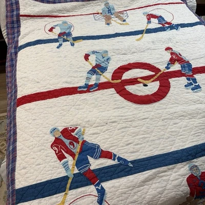 Company Store Twin Size Hockey Quilt Sports Patchwork Applique 63”x90” Boys Kids - Image 1 of 4