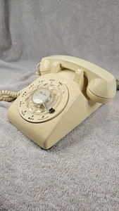 Vintage Glockenanlage Western Electric Beige Tischplatte Wählscheibentelefon, ungetestet LESEN! - Bild 1 von 12