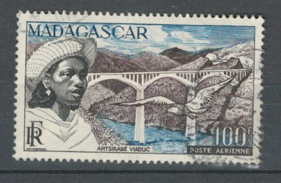 MADAGASCAR FRENCH COLONIES AFRICA VIADUC BRIDGE AIR MAIL USED STAMP LOT(MAD 680) - Image 1 of 1
