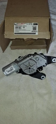 2016 - 2025 FORD EXPLORER/ESCAPE/MKX BACK GLASS WIPER MOTOR  (WM-992) NEW IN BOX - Image 1 of 3