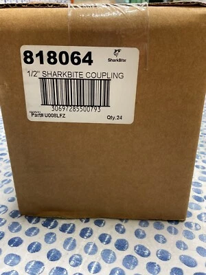 Mordedura de tiburón 1/2 pulgada. Acoplamiento de latón push-to-connect *lote de 24* Foto 1 de 4