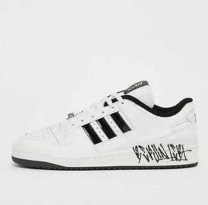 adidas Forum Low "Capital Bra" EU42 2/3 /US9 GW4526 - Bild 1 von 9