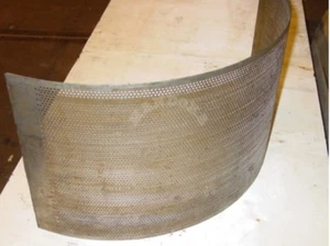 Gitter Siebe 3mm für Hammermühle / Sieve 3mm for Hammer mill - Bild 1 von 1