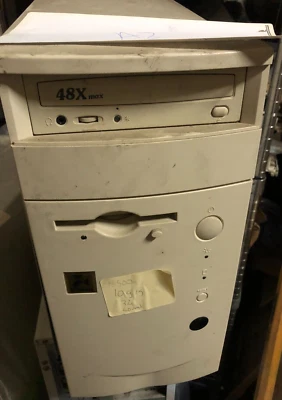 Vintage Retro PC Case Beige Computer Case ATX Retro Tower White USED  Pentium a2 - Image 1 of 4