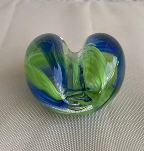 Glass Eye Studio Blue Green Swirl Art Glass Business Card Holder Paperweight 2" - Picture 1 of 7