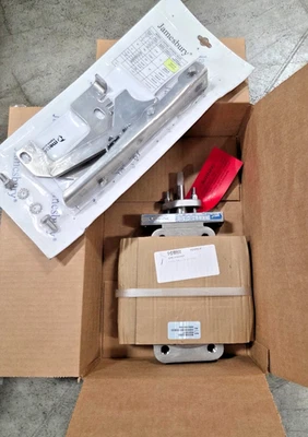 JAMESBURY 815L113600XZ, VÁLVULA ESFERA OBLEA MARIPOSA, 316SS, OREJETA 150#, B0003 Foto 1 de 4