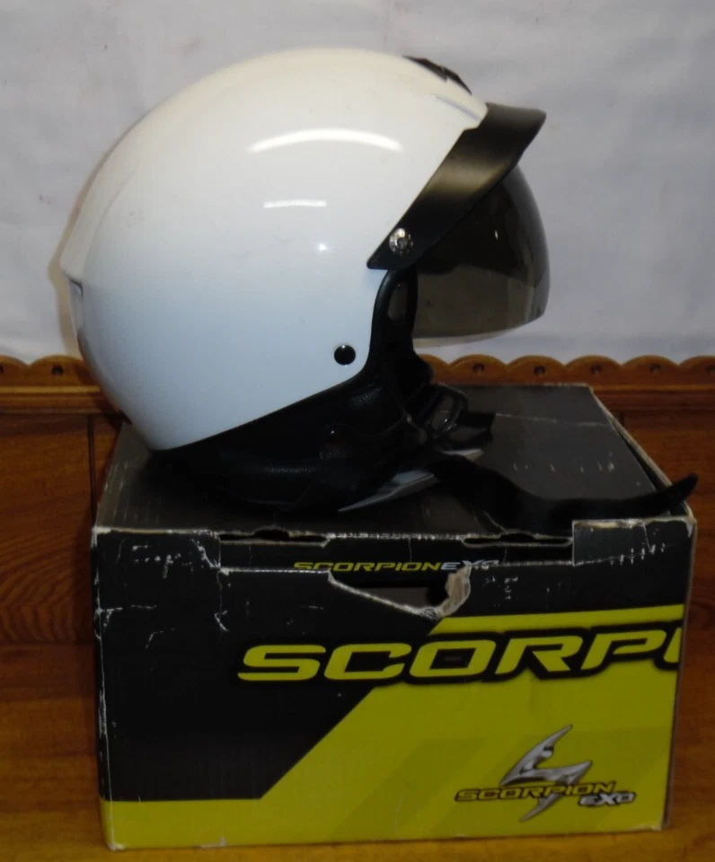 Scorpion EXO-C110 白色摩托车头盔 尺寸 M — 第 1/4 张图片