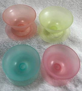Tuperware Pastel Desert Cups (4) Vintage - Picture 1 of 3