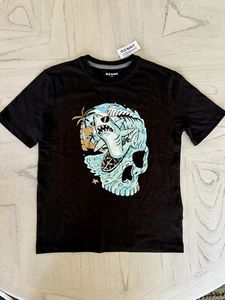 New~”Old Navy”~Boys~Black~Shark Skull Print~Short Sleeve~Shirt~Size Medium (8) - Picture 1 of 5