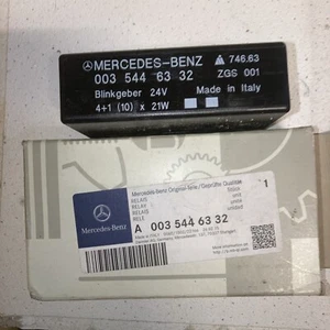 Original Mercedes Benz Actros Axor Atego Blinker Blinkrelais 0035446332 - Bild 1 von 1