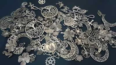 1000gr CHARMS misti MISTO charm CIONDOLI PENDENTI ciondolo 1 kg - Immagine 1 di 2