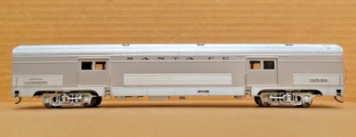 Coche de equipaje Walthers HO SANTE FE 73 BUDD NUEVO EN CAJA #932-6405 Foto 1 de 4