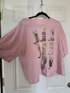 Womens Plus Size Cowboy boots T-shirt Size Xl Fits Bigger - Picture 1 of 4