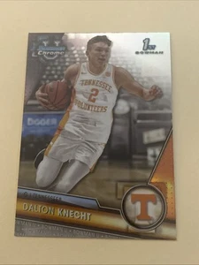 2023-24 Bowman Chrome University Dalton Knecht refractor #48 - Imagen 1 de 3