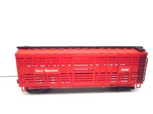 HO Scale 1:87 Great Northern GN 56108 Red Stock Car Model Train - Picture 1 of 14