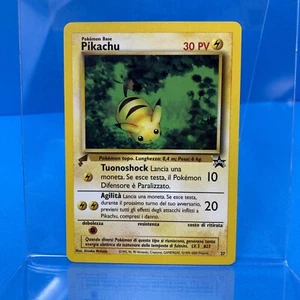 Pikachu World Collection #27 Promo (Italiano) Pokemon LP - Imagen 1 de 8