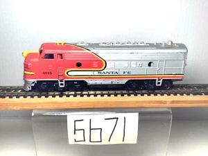 Tyco Mantua HO Scale Santa Fe Diesel Locomotive # 4015 - Picture 1 of 6