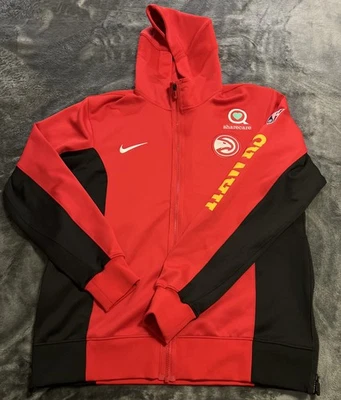 Средняя мужская толстовка с капюшоном на молнии Nike Atlanta Hawks Showtime Dri Fit красная новая без ценников - Изображение 1 из 4