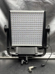 USED Litepanels Astra 3X Bi-Color LED Light Panel -55Watt w/Rechargeable Battery - Picture 1 of 14