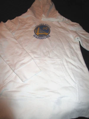 NOVO MOLETOM COM CAPUZ GOLDEN STATE WARRIORS FEMININO #30 CURRY BRANCO MÉDIO - Imagem 1 de 3