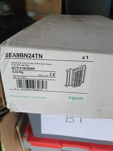 Schneider Electric Acti9 Isobar SEA9BN24TN Panel Fix Pane Baugruppe TP&N 24 Wege - Bild 1 von 3