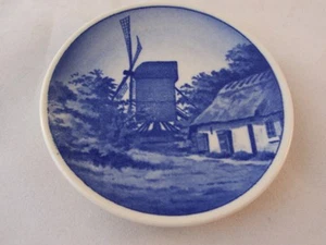Royal Copenhagen Denmark Fajance Blue Windmill Butter Pat Trinket Pin Dish Vtg - Picture 1 of 2