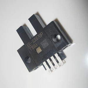 5pcs new OMRON Photo Micro Sensor EE-SX670P EESX670P PNP free ship - Picture 1 of 1